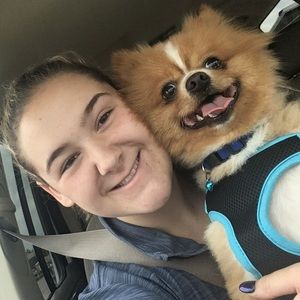 Meet your Posher, Makenzie